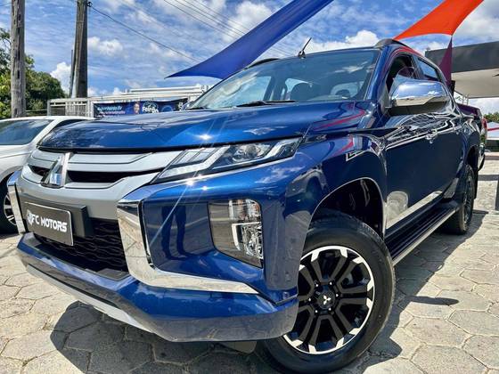 MITSUBISHI L200 TRITON 2.4 16V TURBO DIESEL SPORT HPE CD 4P 4X4 AUTOMÁTICO